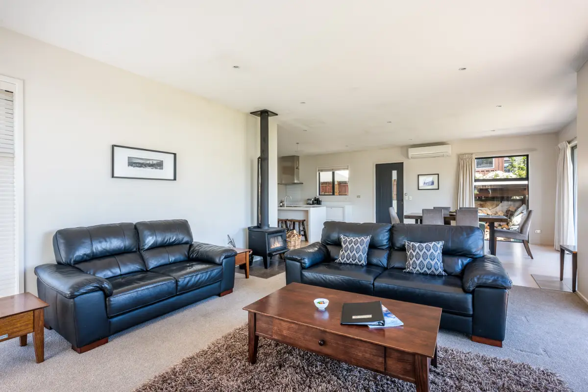 Comfortable Lounge Area & Wood Fireplace 