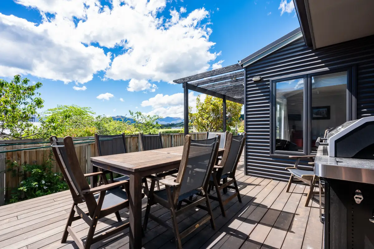 Outside Dining with BBQ 