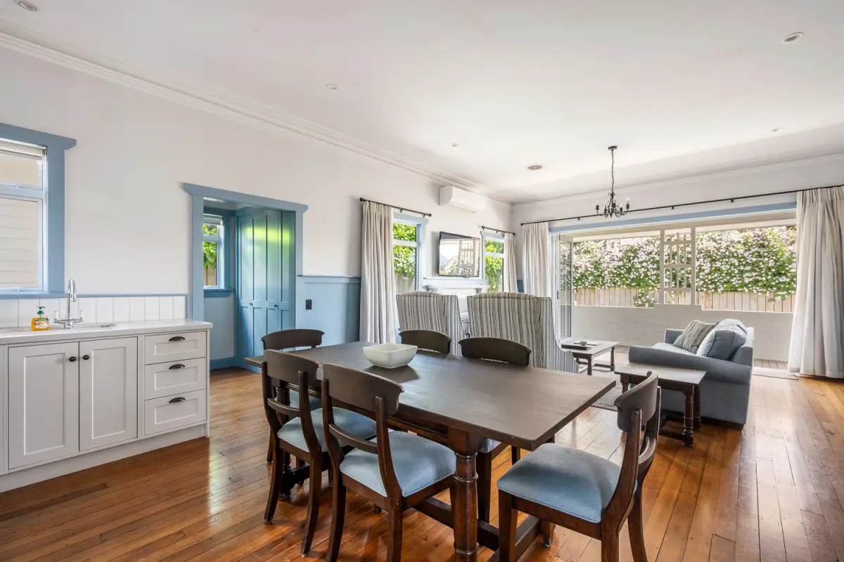 Open-Plan Dining Area 