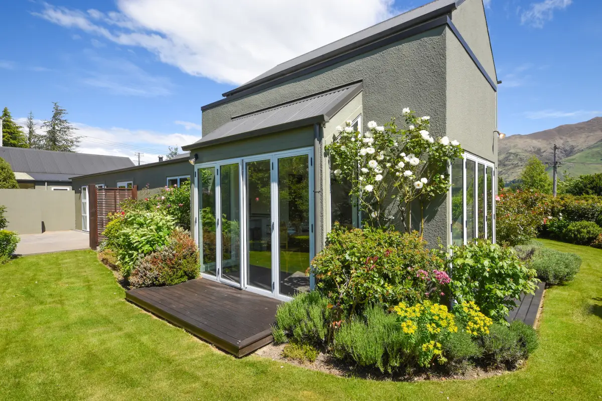 Exterior View of House 