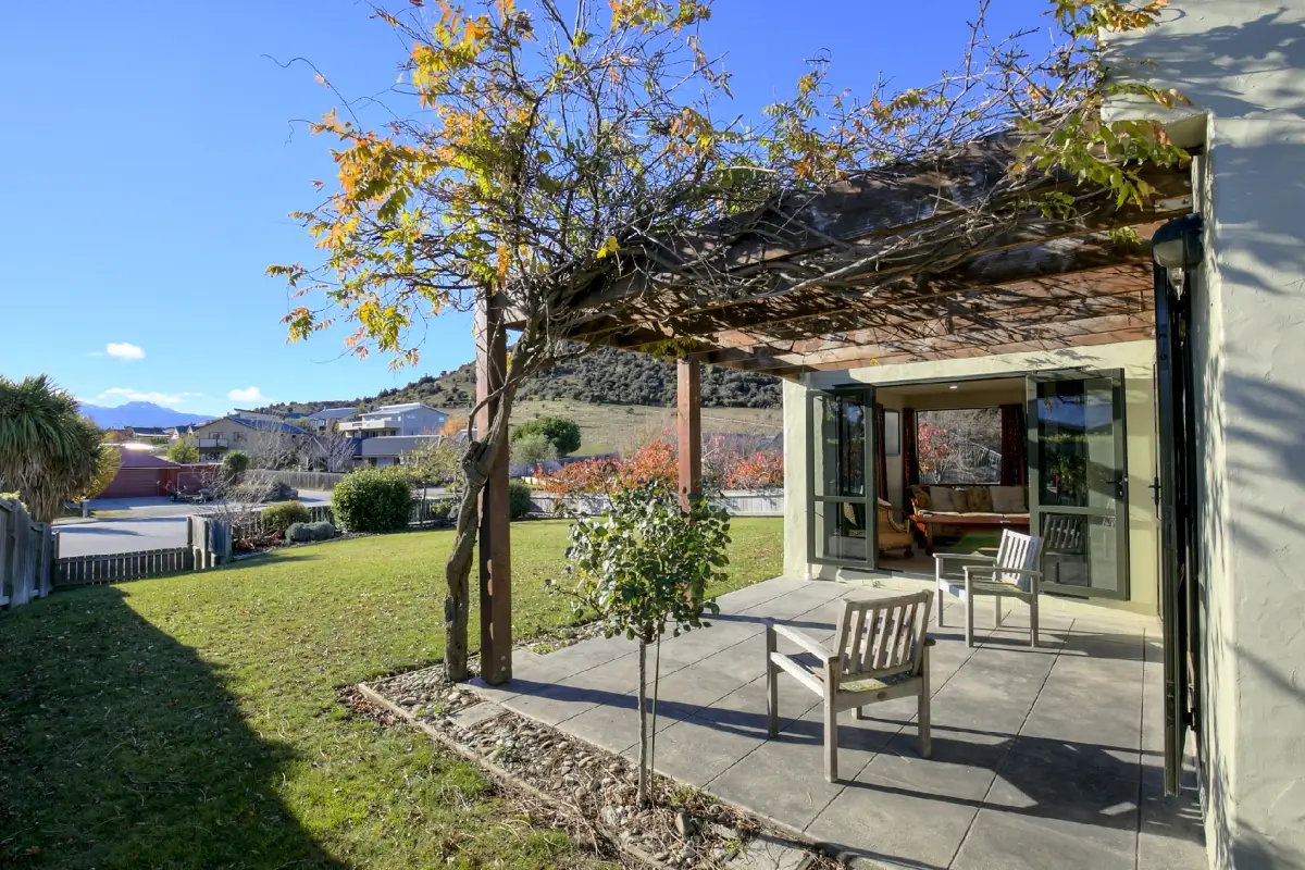 Spacious Outdoor Area