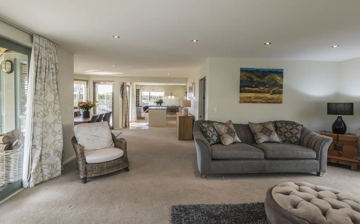 Spacious Living Area 