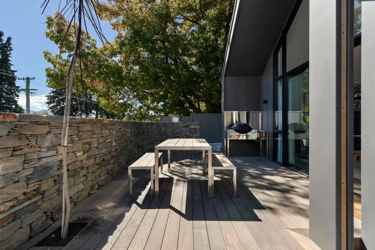 Private BBQ area with Webber