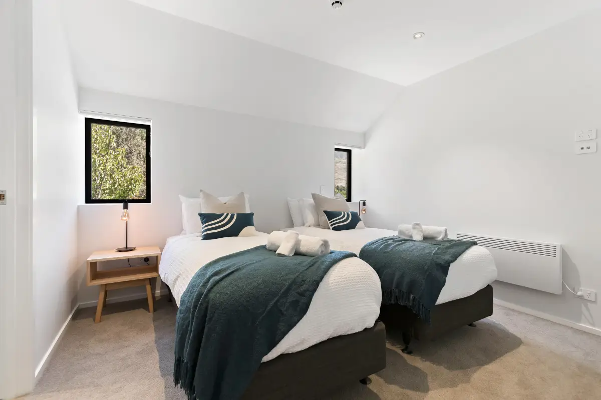 Twin Bedrooms, with Split King Configuration