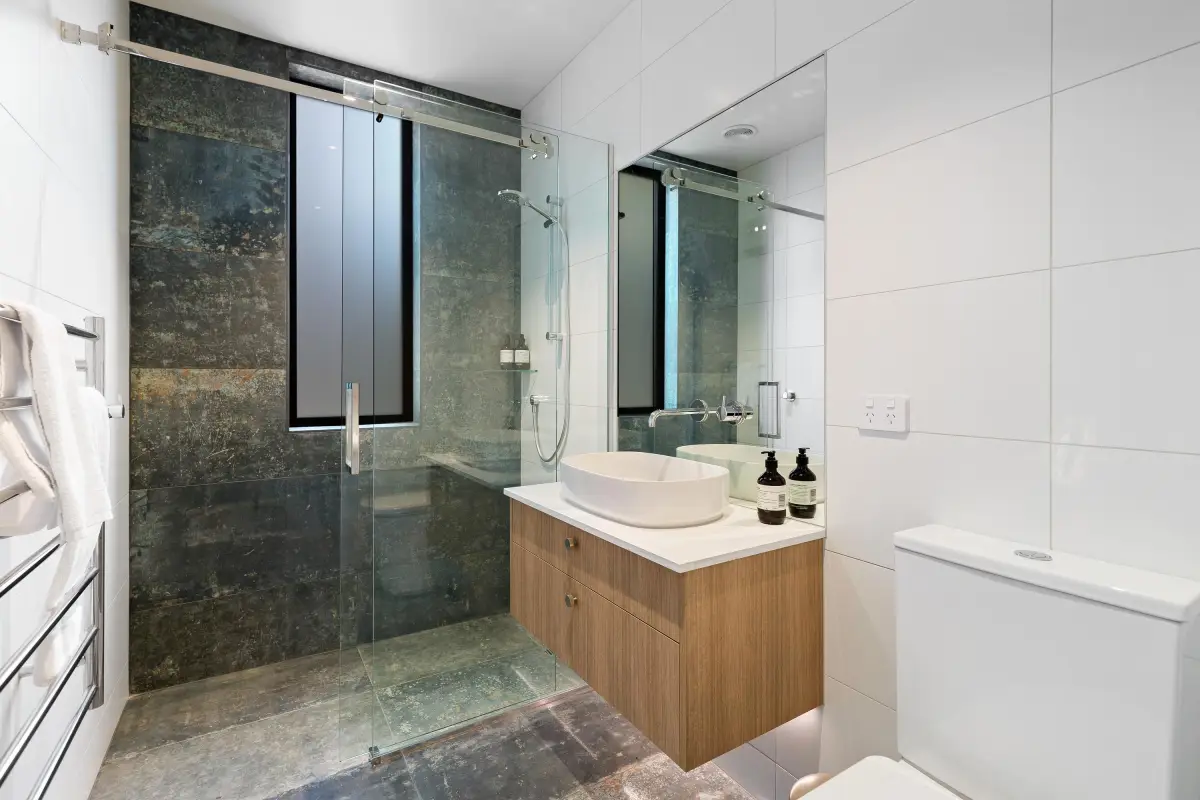 All Bedrooms with Ensuite Bathrooms 