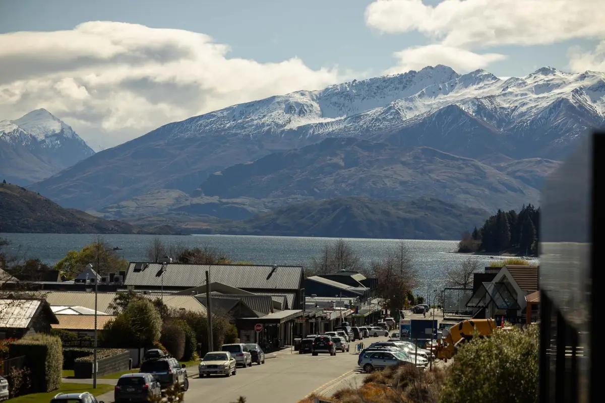 Incredible Mountain Views & Lake Wānaka 
