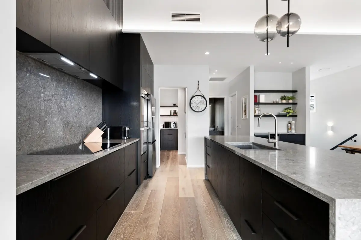 Sleek Spacious Kitchen 