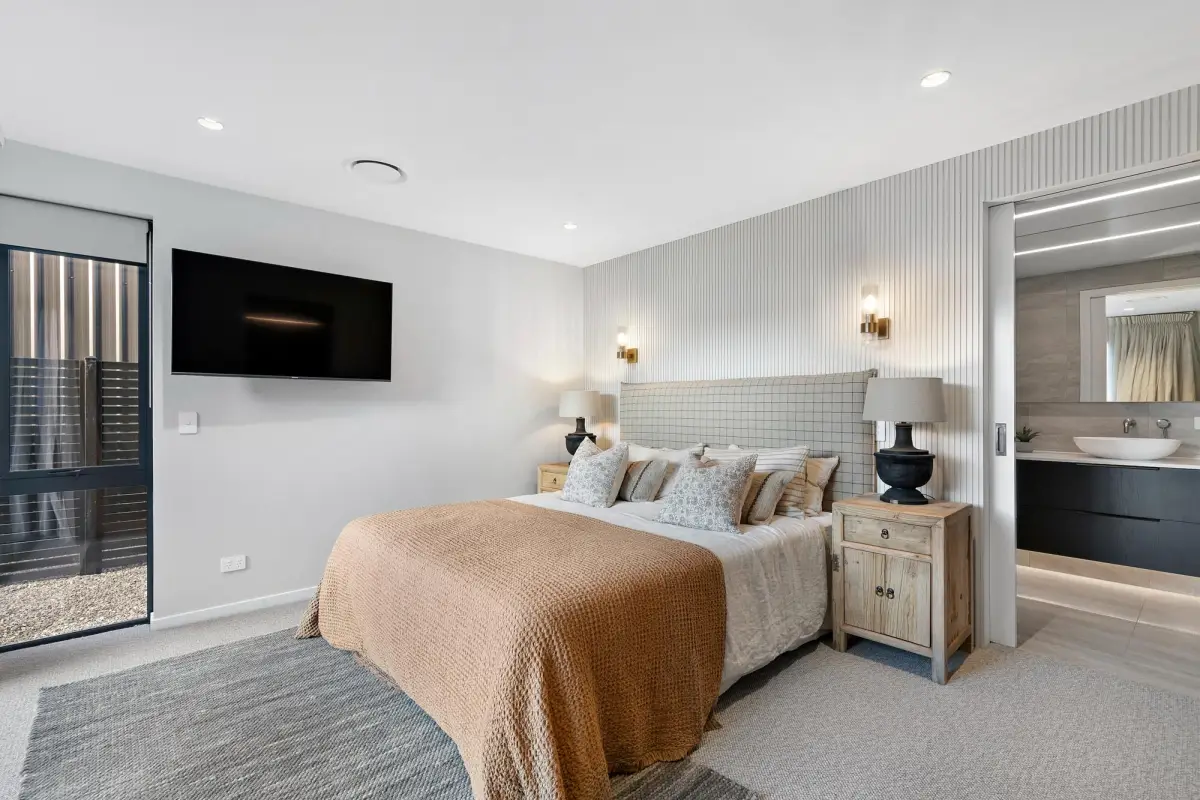 Master Bedroom with Ensuite 