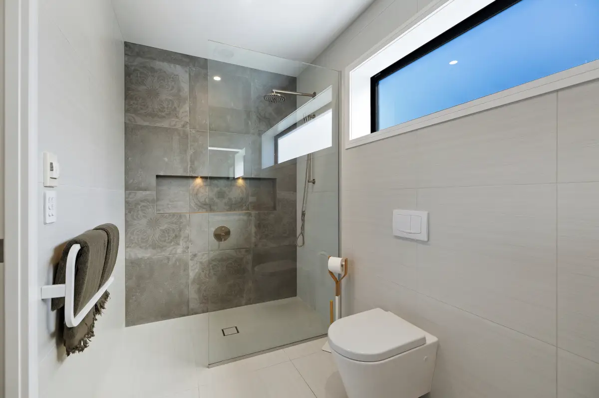 Sleek Ensuite with Walk-In Glass Shower 