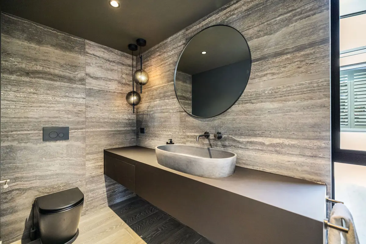 Stylish Bathroom 