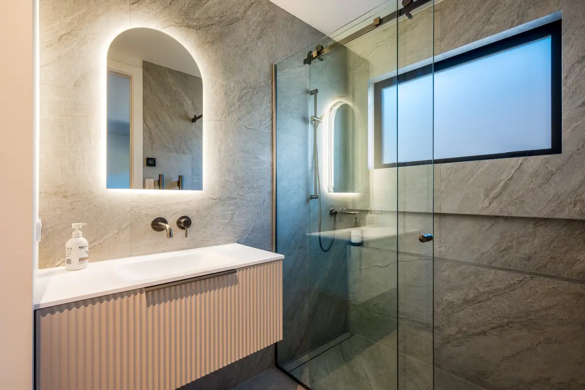Modern Ensuite 