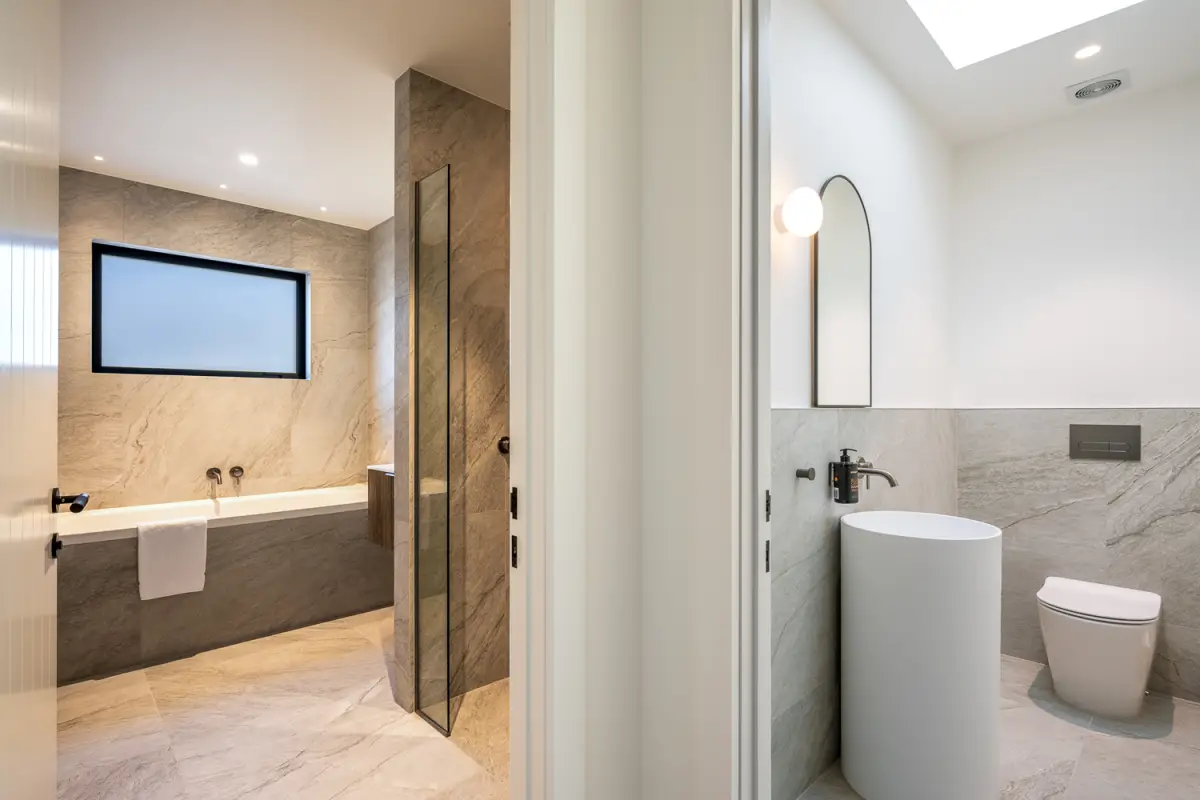 Modern Bathroom with Stone Finishes 