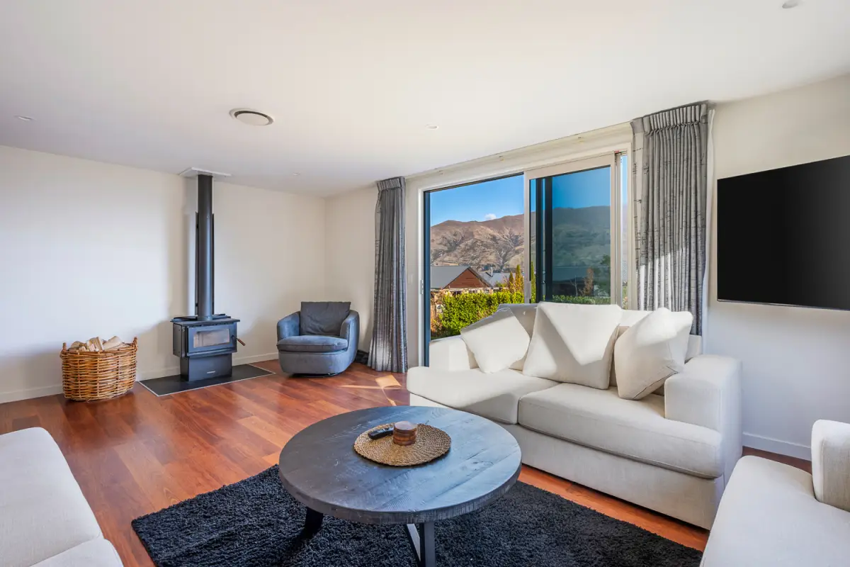 Range Sliders to Outside & Mountain Views from Lounge 