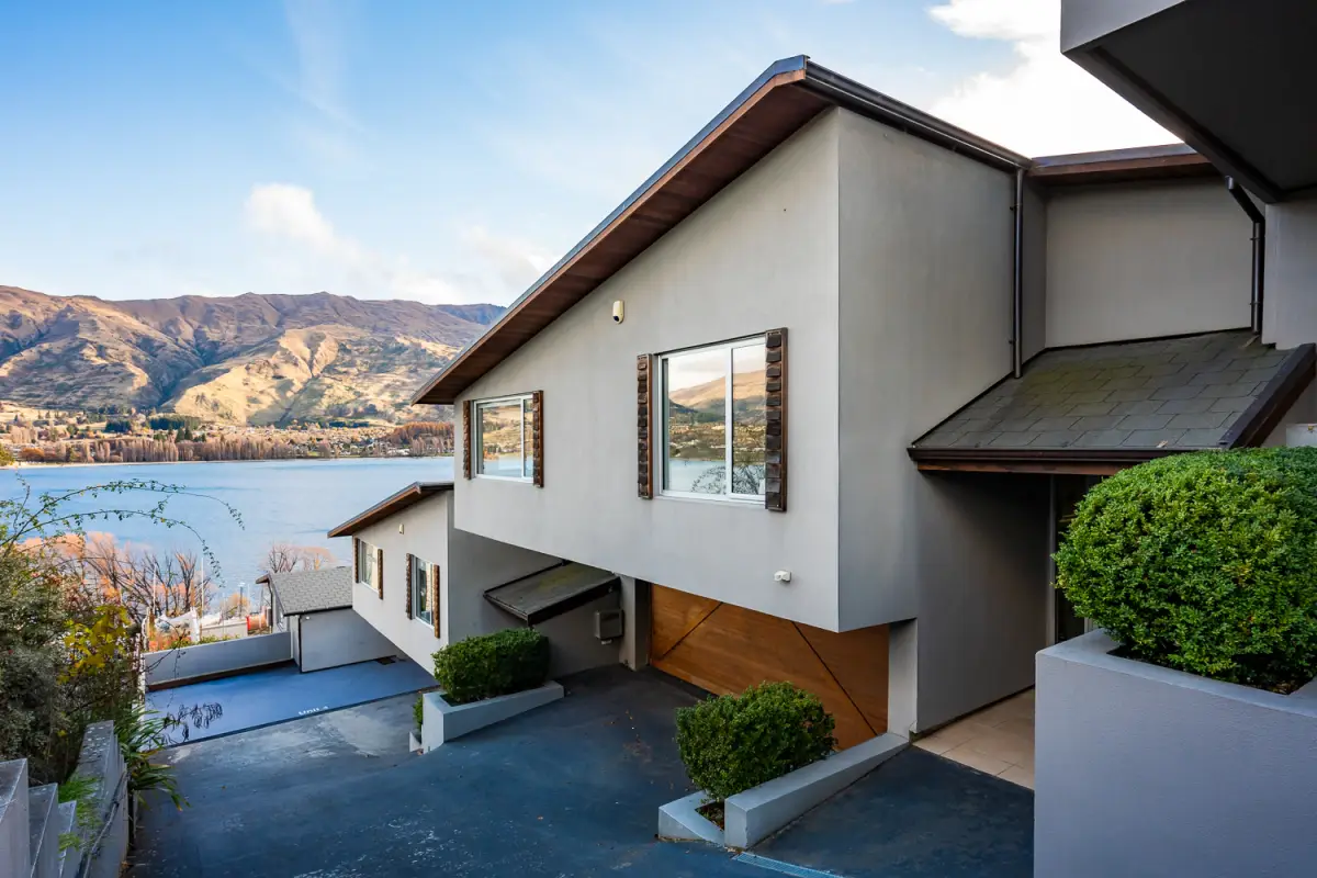 Exterior View of House 