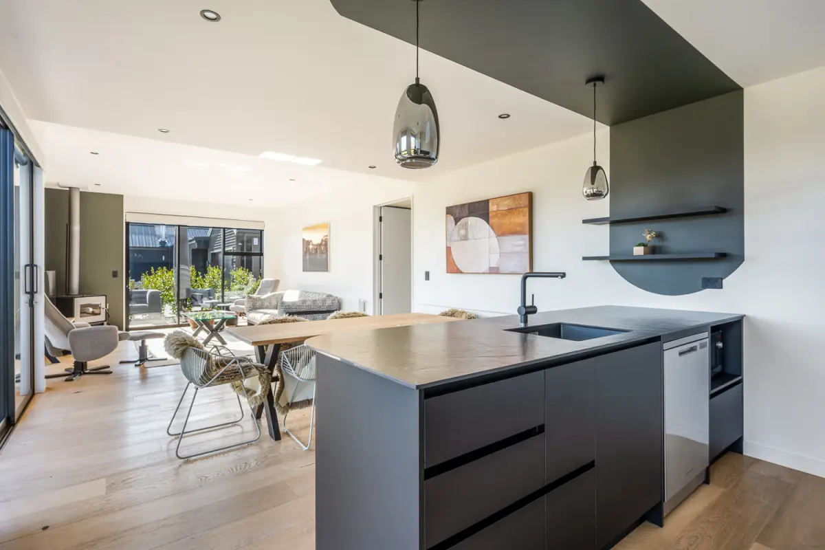 Open Plan Kitchen & Dining 