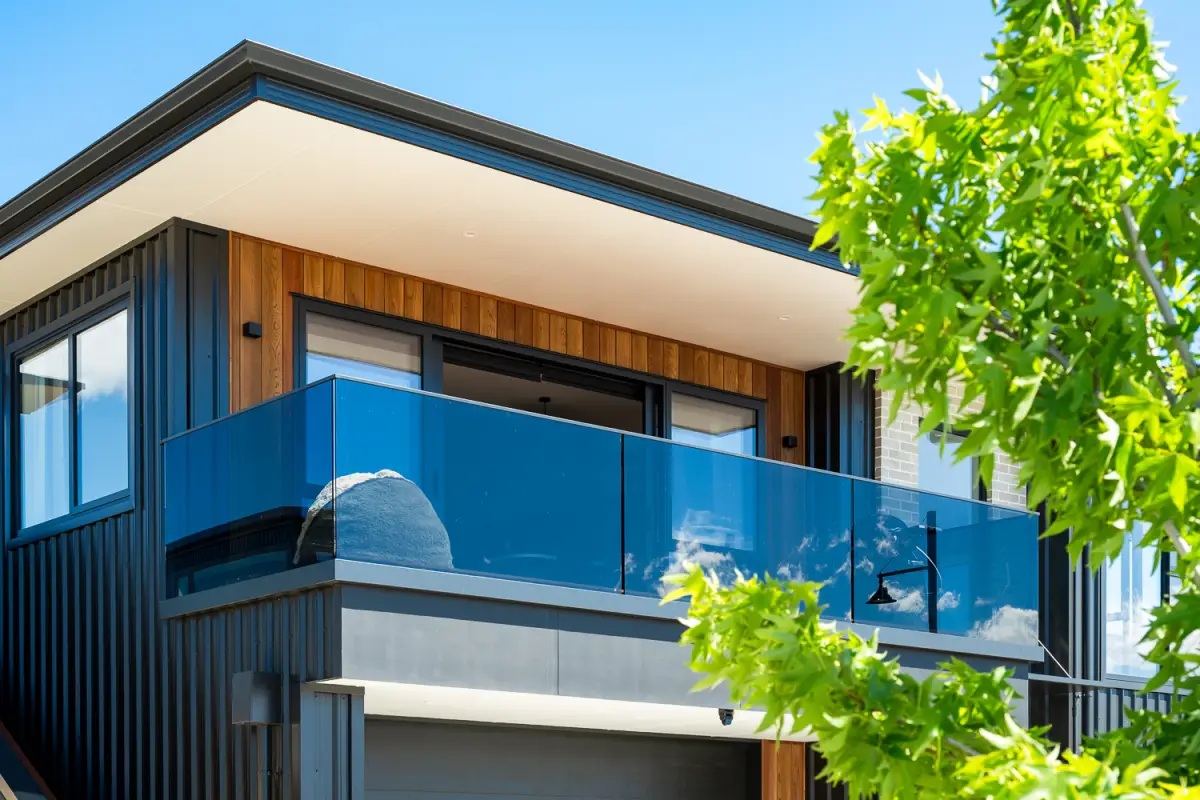 Upstairs Balcony Detail 